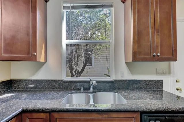 $450,000 | 325 East Main Street, Grass Valley, CA 95945