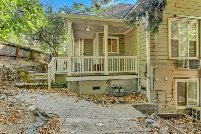 $450,000 | 325 East Main Street, Grass Valley, CA 95945