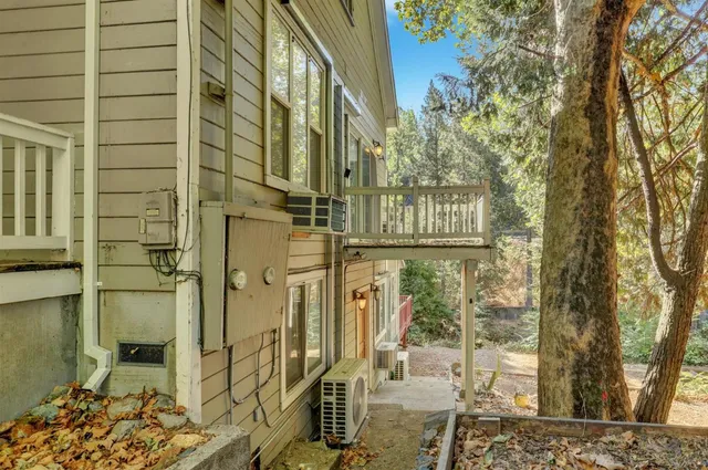 $450,000 | 325 East Main Street, Grass Valley, CA 95945