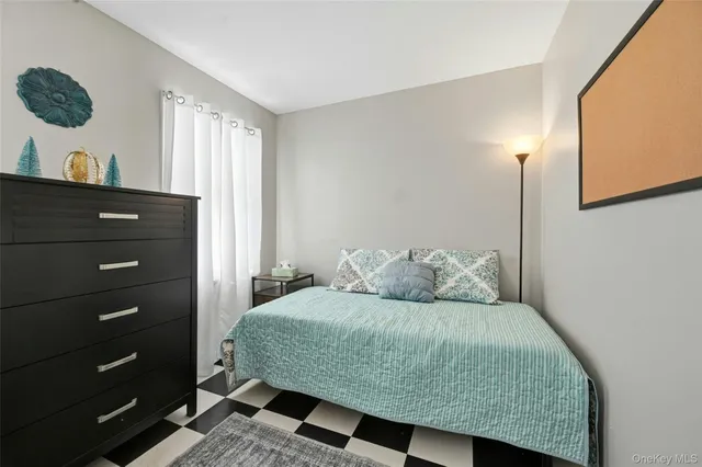 $589,900 | 7 Herdman Court, Middle Island, NY 11953