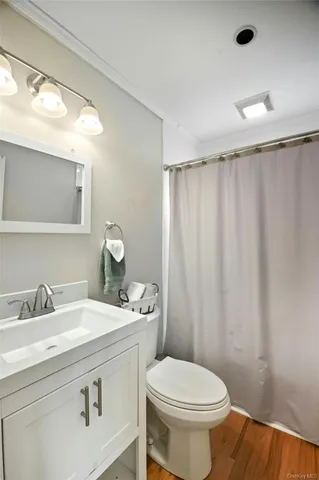 $589,900 | 7 Herdman Court, Middle Island, NY 11953