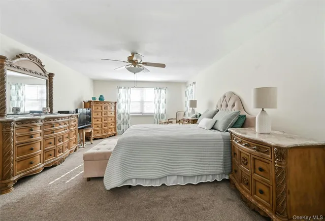 $589,900 | 7 Herdman Court, Middle Island, NY 11953