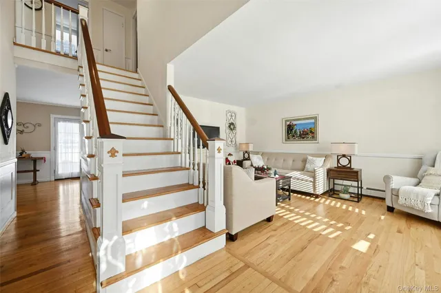 $589,900 | 7 Herdman Court, Middle Island, NY 11953
