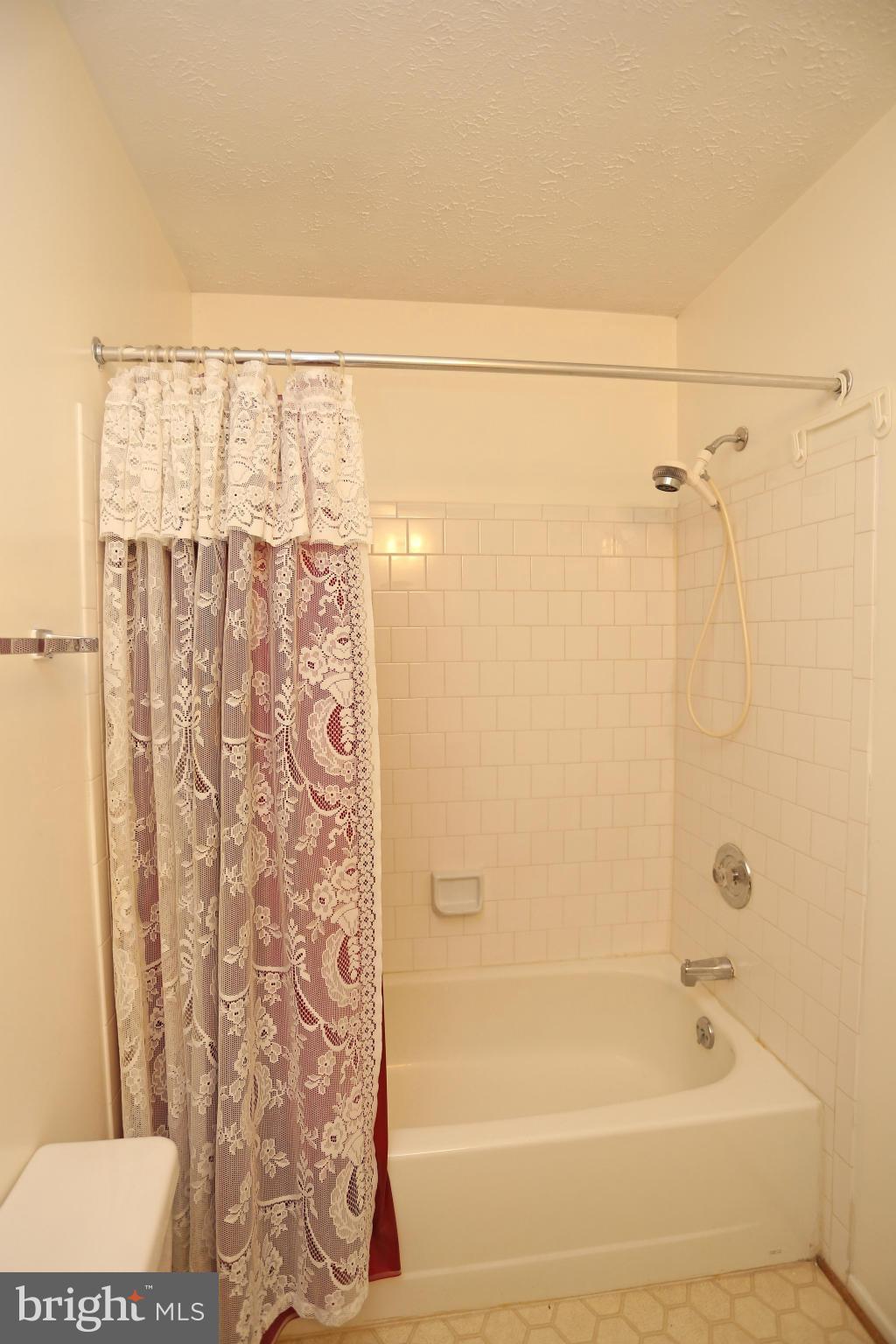 8223 Grainfield Road Severn, MD 21144 - Photo 20 of 30 Bath