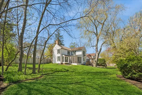 $1,750,000 | 211 Church Road, Winnetka, IL 60093