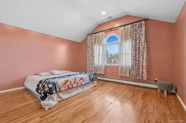 $1,389,000 | 115 Schley Avenue, Albertson, NY 11507