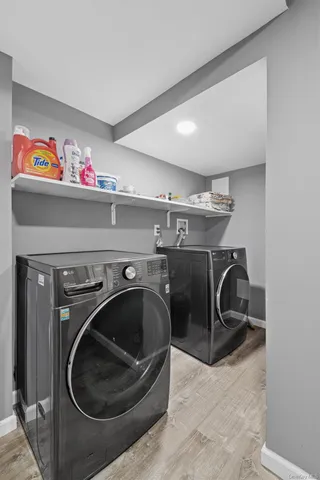 $1,389,000 | 115 Schley Avenue, Albertson, NY 11507