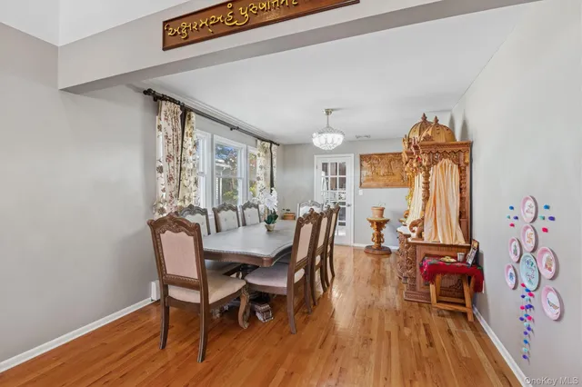 $1,389,000 | 115 Schley Avenue, Albertson, NY 11507