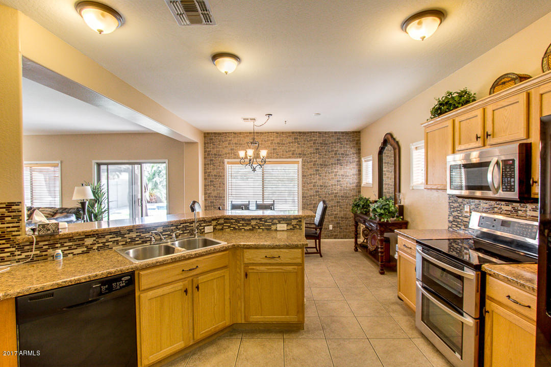45182 Portabello Road Maricopa, AZ 85139 - Photo 12 of 38 11-Portabello