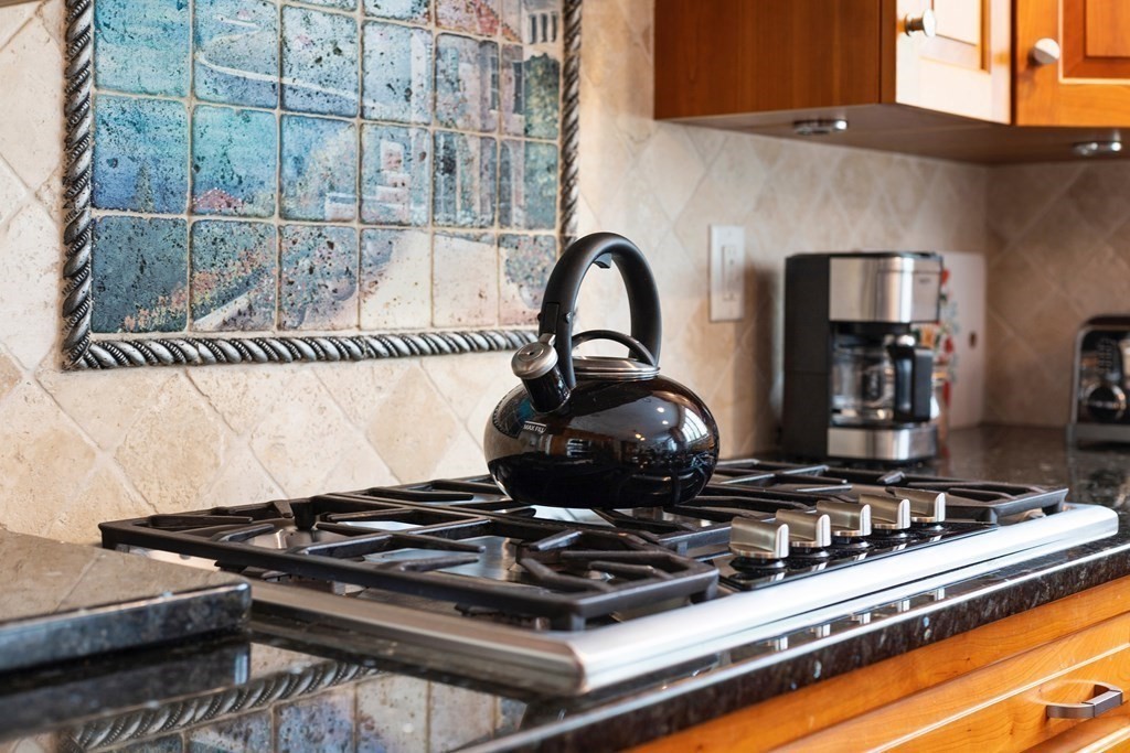 306 Highland Street Dedham, MA 02026 - Photo 17 of 42