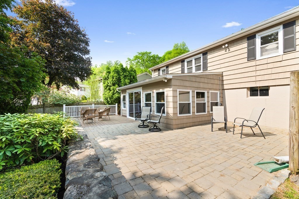 306 Highland Street Dedham, MA 02026 - Photo 8 of 42