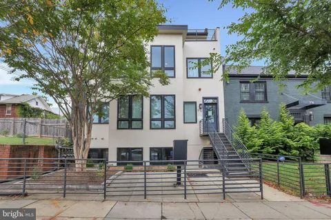 $550,000 | 712 Kearny Street Northeast, Unit 5, Washington, DC 20017