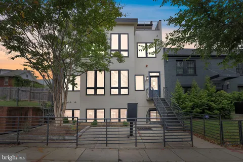 $550,000 | 712 Kearny Street Northeast, Unit 5, Washington, DC 20017