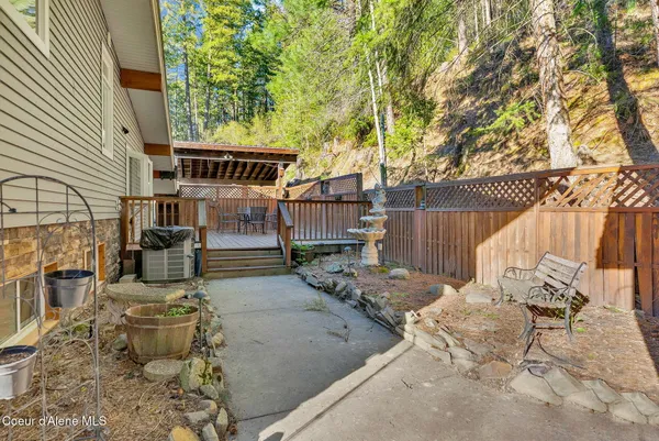 $525,000 | 6482 Grant Street, Bonners Ferry, ID 83805