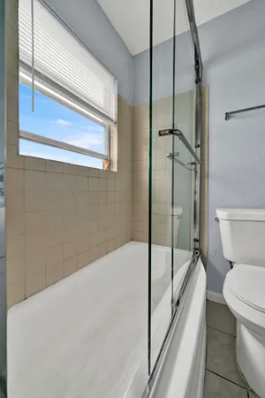 $539,900 | 904 Beverly Avenue, Unit 6, Pasadena, TX 77506