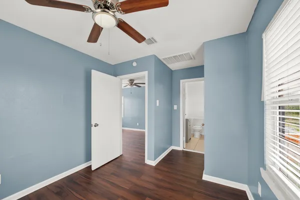 $539,900 | 904 Beverly Avenue, Unit 6, Pasadena, TX 77506