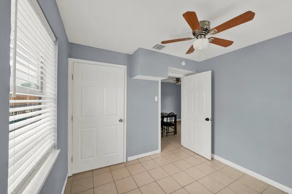 $539,900 | 904 Beverly Avenue, Unit 6, Pasadena, TX 77506