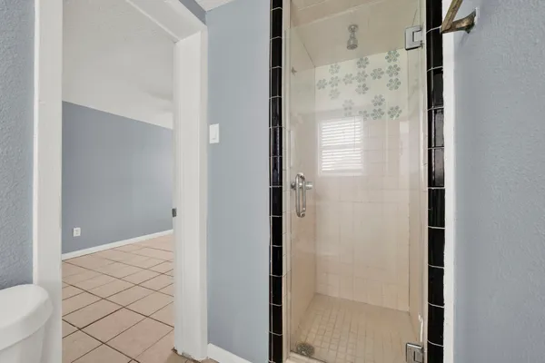 $539,900 | 904 Beverly Avenue, Unit 6, Pasadena, TX 77506