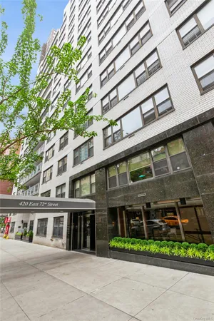 $450,000 | 420 East 72nd Street, Unit 16E | Lenox Hill