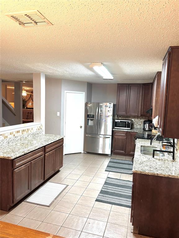 611 Pondview Drive Cedar Hill, TX 75104 - Photo 8 of 22