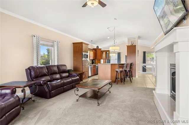 $625,000 | 35 Great Escapes Lane, Camdenton, MO 65020