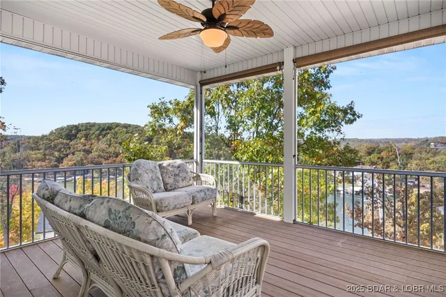 $625,000 | 35 Great Escapes Lane, Camdenton, MO 65020