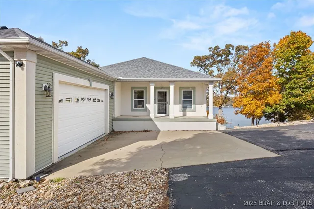 $625,000 | 35 Great Escapes Lane, Camdenton, MO 65020