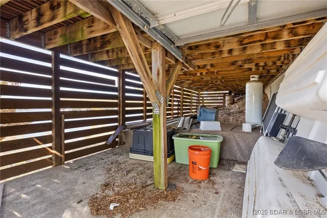 $625,000 | 35 Great Escapes Lane, Camdenton, MO 65020