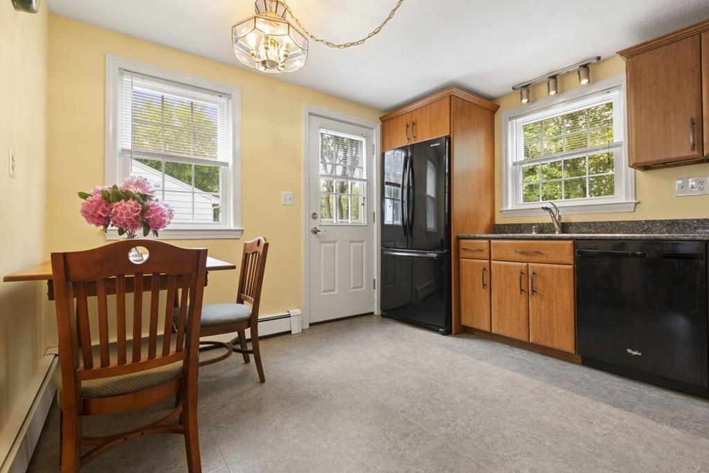 164 Fairbanks Road Dedham, MA 02026 - Photo 10 of 32 Gallery Image 10