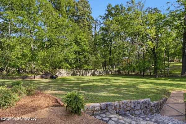 $305,000 | 12 Village Drive, Madison, MS 39110