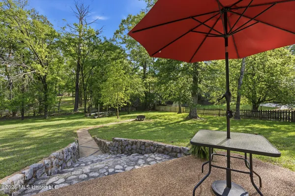 $305,000 | 12 Village Drive, Madison, MS 39110