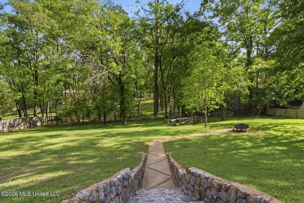$305,000 | 12 Village Drive, Madison, MS 39110