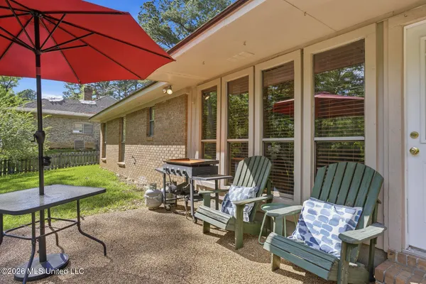 $305,000 | 12 Village Drive, Madison, MS 39110