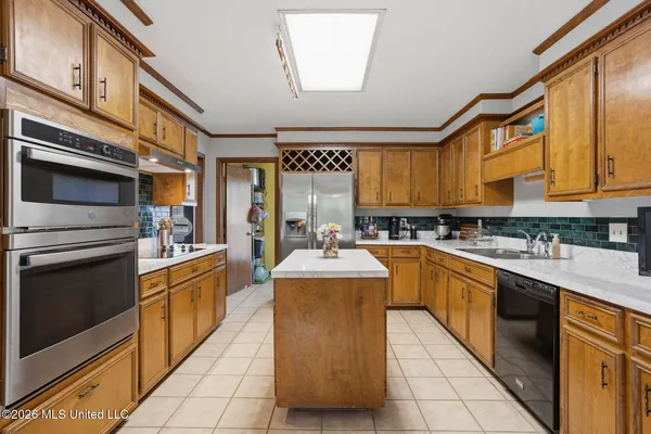 $305,000 | 12 Village Drive, Madison, MS 39110