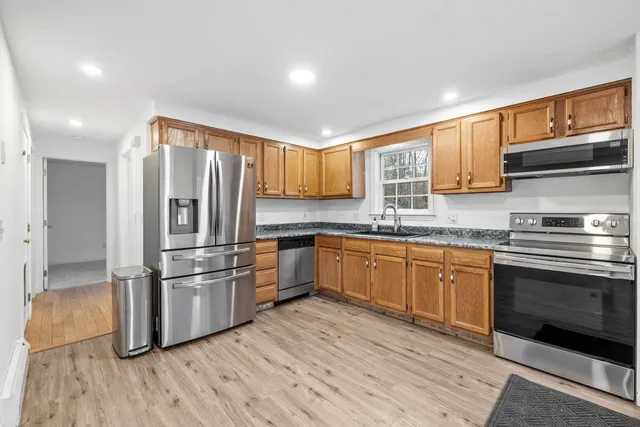 $450,000 | 10 Balsam Lane, Kennebunk, ME 04043