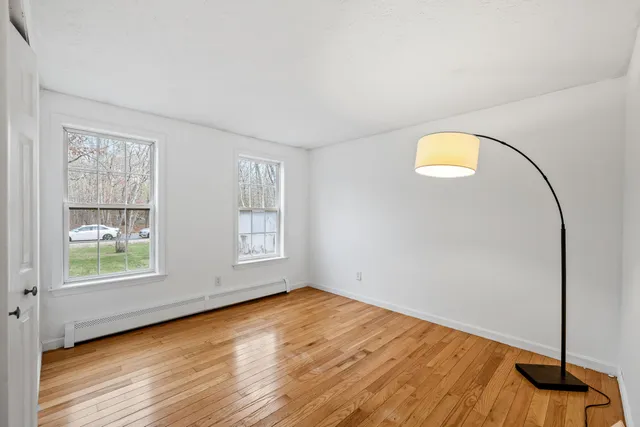 $450,000 | 10 Balsam Lane, Kennebunk, ME 04043