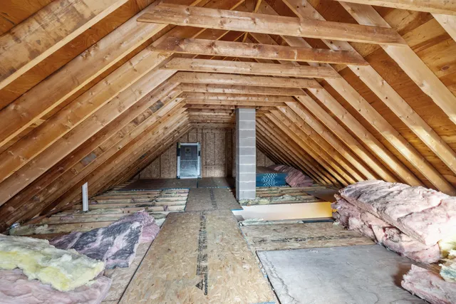 $450,000 | 10 Balsam Lane, Kennebunk, ME 04043