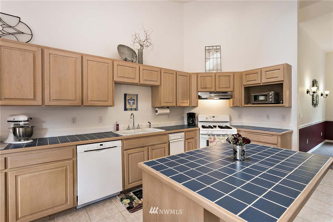 484 South Jacob Miller Road Port Townsend, WA 98368 - Photo 7 of 25 Gallery Image 7