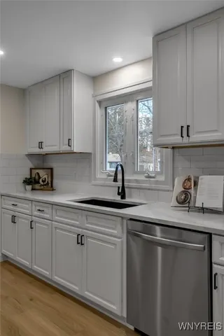 $284,900 | 1554 Meadow Drive, Alden, NY 14004