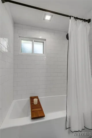 $284,900 | 1554 Meadow Drive, Alden, NY 14004