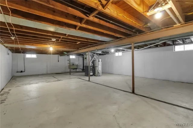 $284,900 | 1554 Meadow Drive, Alden, NY 14004