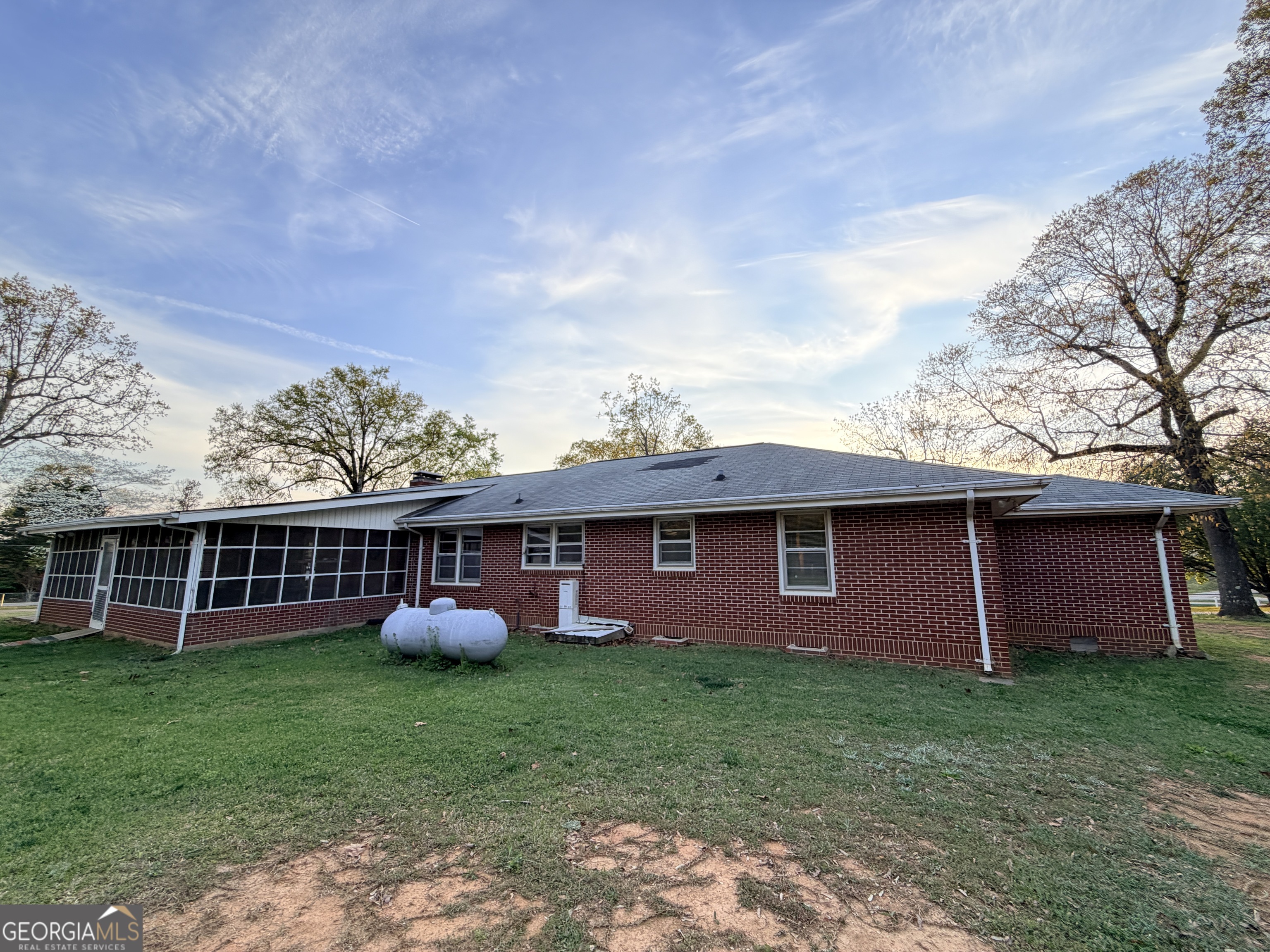 177 Marvin Miles Road Cleveland, GA 30528 - Photo 5 of 34