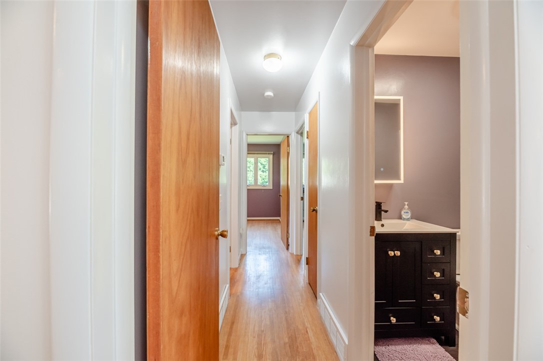84 Harvest Road Perinton, NY 14450 - Photo 21 of 42