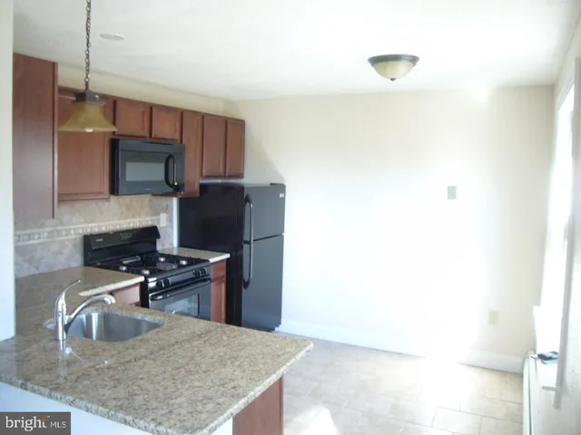 $1,800 | 231 Sharpless Street, Unit 3A, West Chester, PA 19382