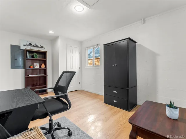 $400,000 | 2865 Quebec Street, Denver, CO 80207