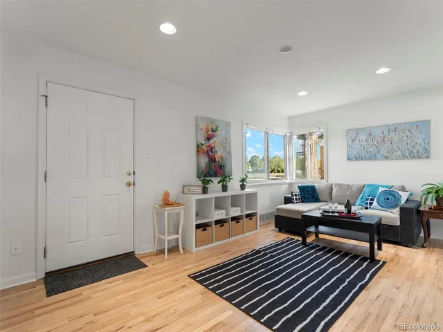 $400,000 | 2865 Quebec Street, Denver, CO 80207