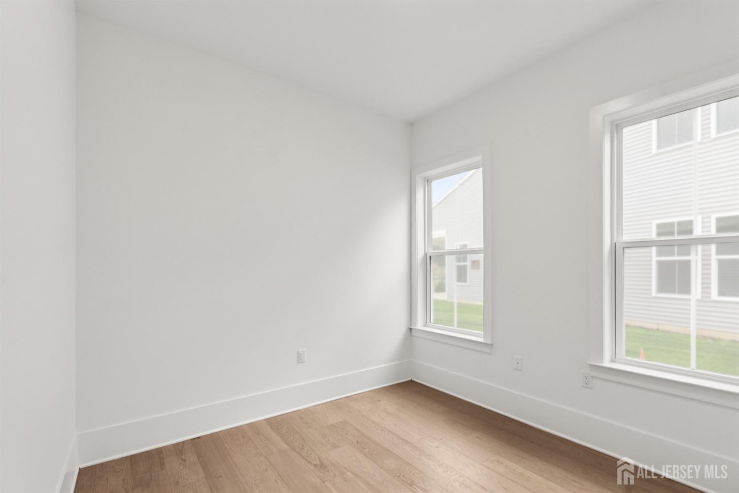 43 Brewer Way Plainsboro, NJ 08536 - Photo 2 of 31