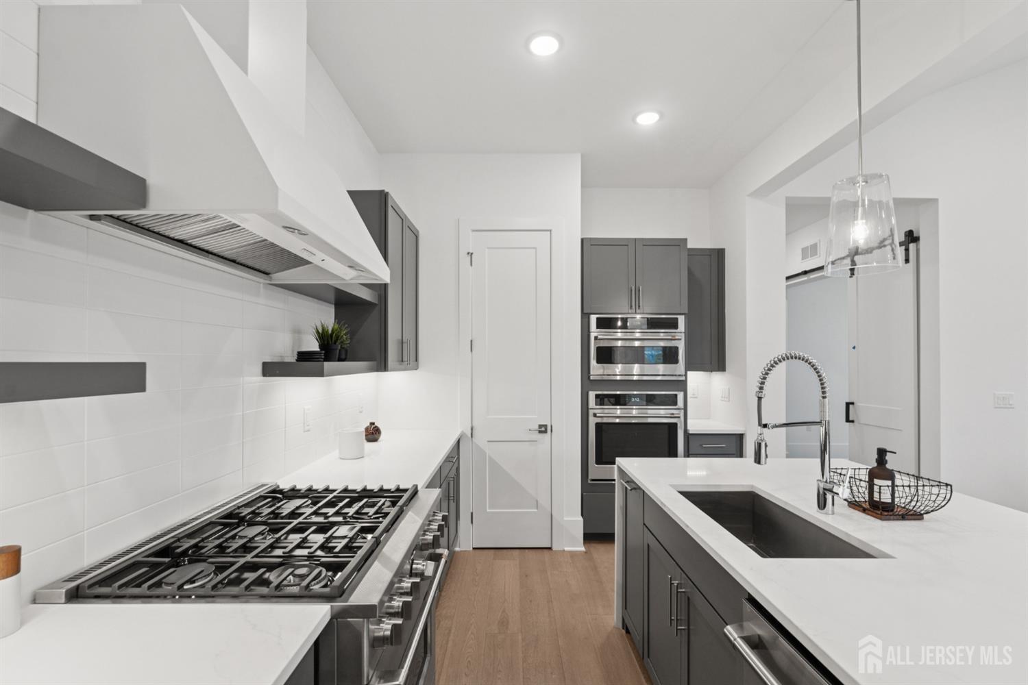 43 Brewer Way Plainsboro, NJ 08536 - Photo 22 of 31