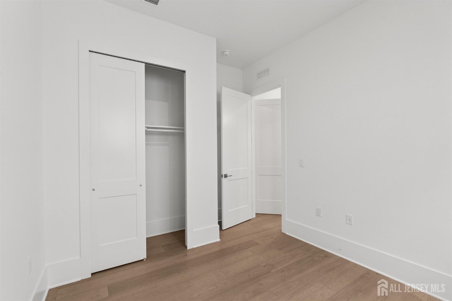 43 Brewer Way Plainsboro, NJ 08536 - Photo 10 of 31