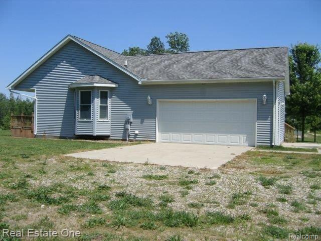 4375 Rupprecht Road Vassar, MI 48768 - Photo 2 of 20 IMG_5996.jpg